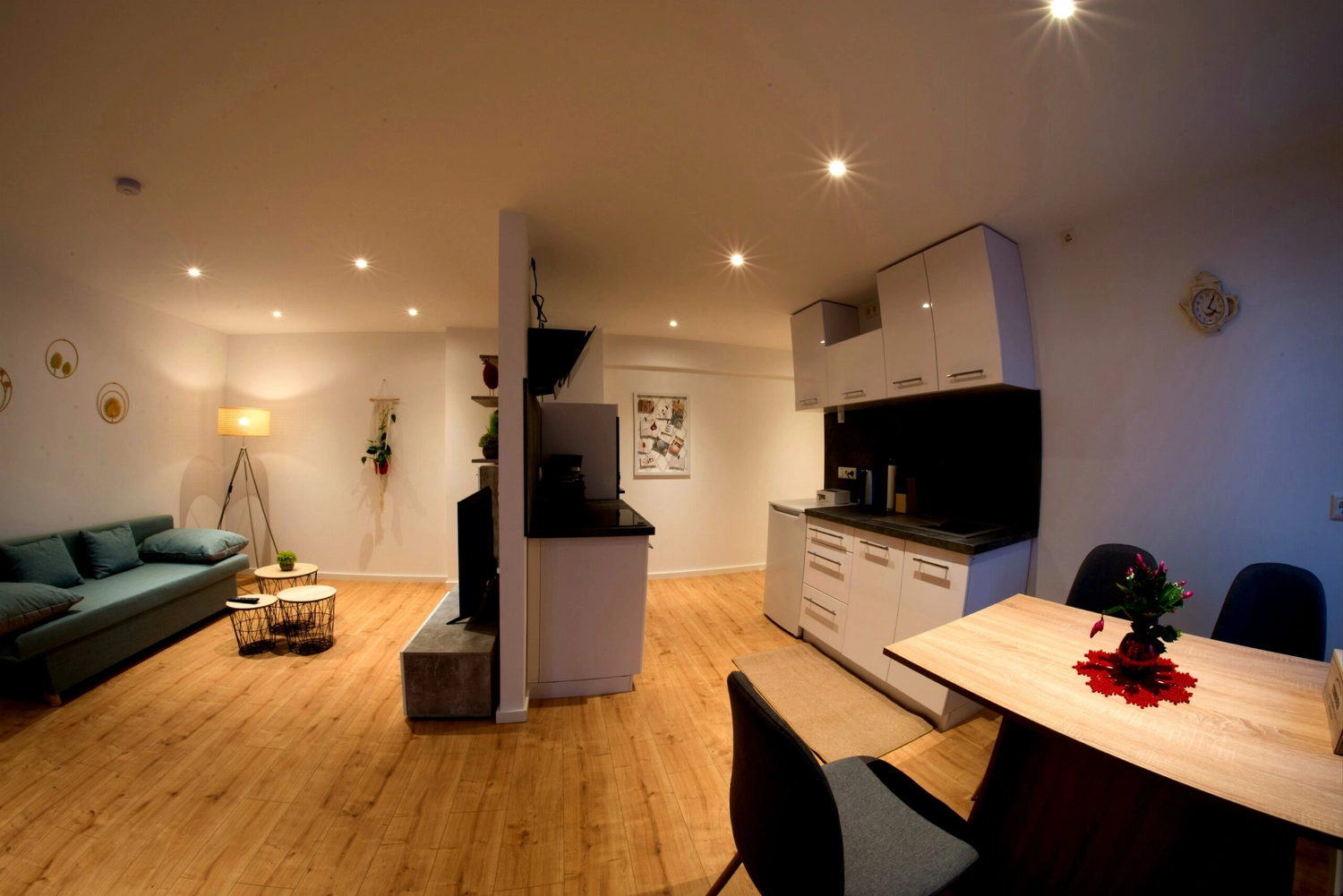 Phuong Loan Nguyen – Ferienwohnung vermietung – Wohnzimmer