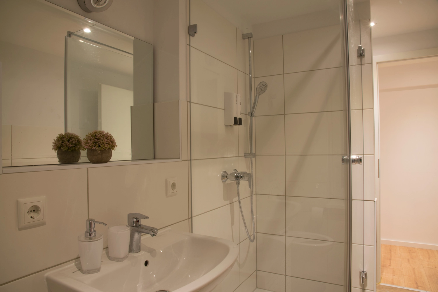 Phuong Loan Nguyen – Ferienwohnung vermietung – Badezimmer