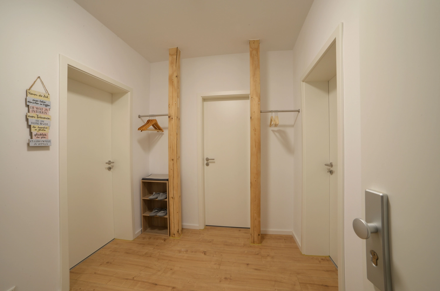 Phuong Loan Nguyen – Ferienwohnung vermietung – Bodenbelag