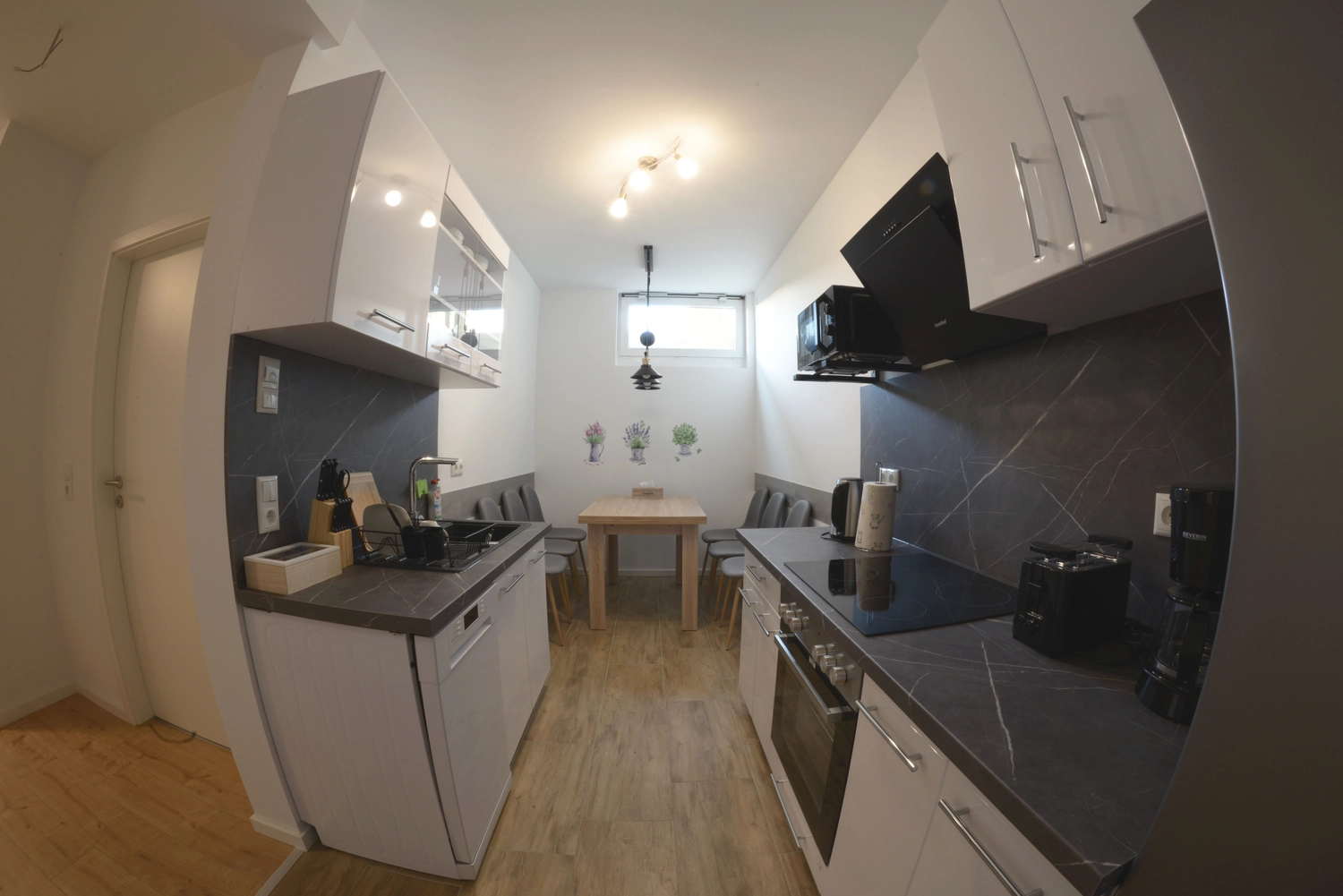Phuong Loan Nguyen – Ferienwohnung vermietung – Küche