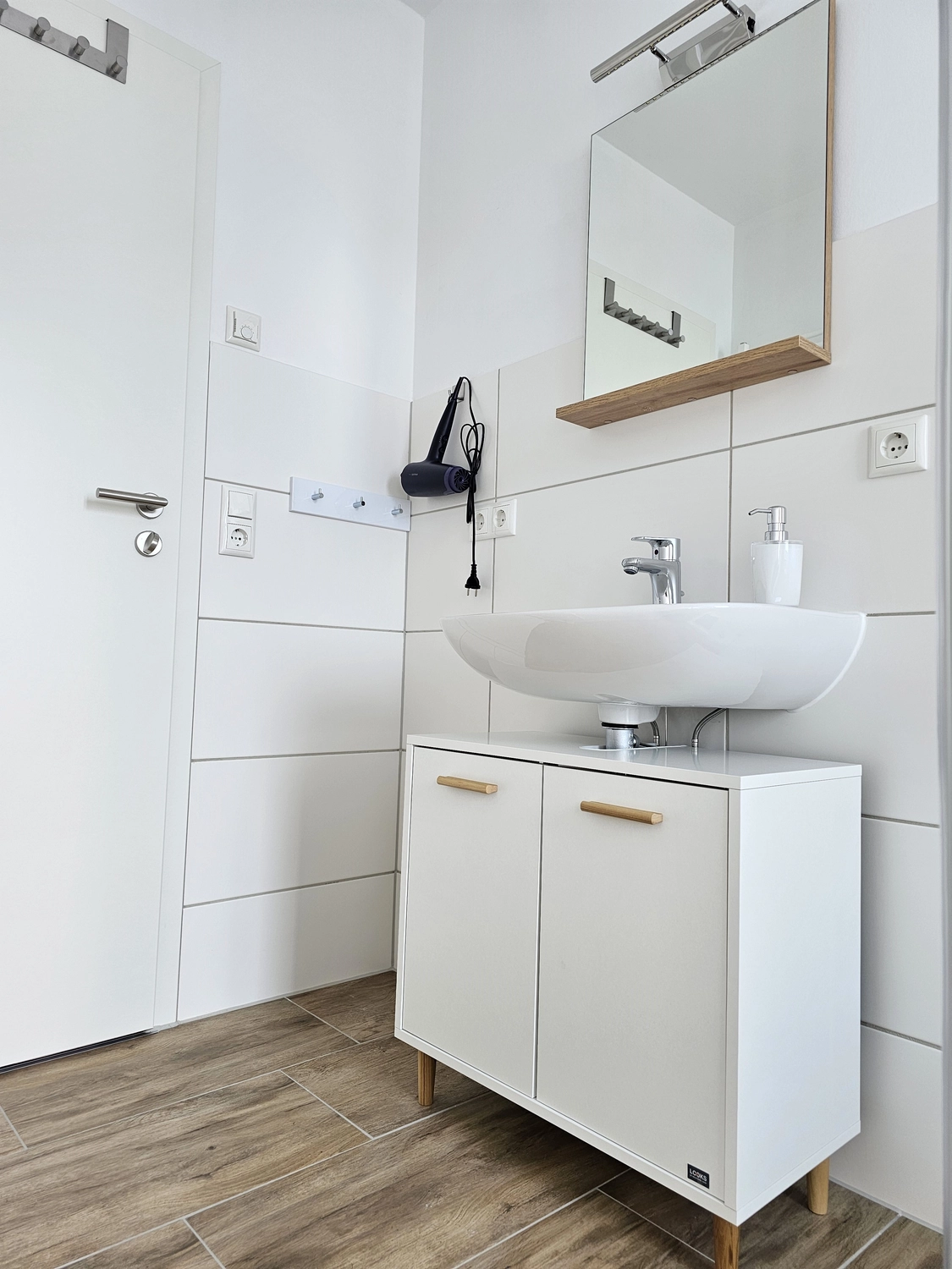 Phuong Loan Nguyen – Ferienwohnung vermietung – Badezimmer
