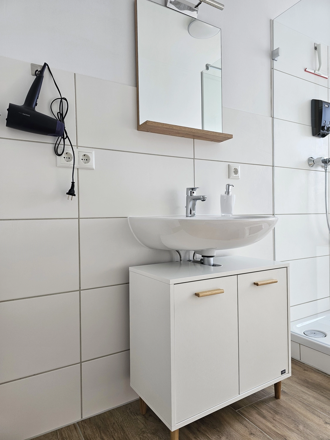 Phuong Loan Nguyen – Ferienwohnung vermietung – Badezimmer