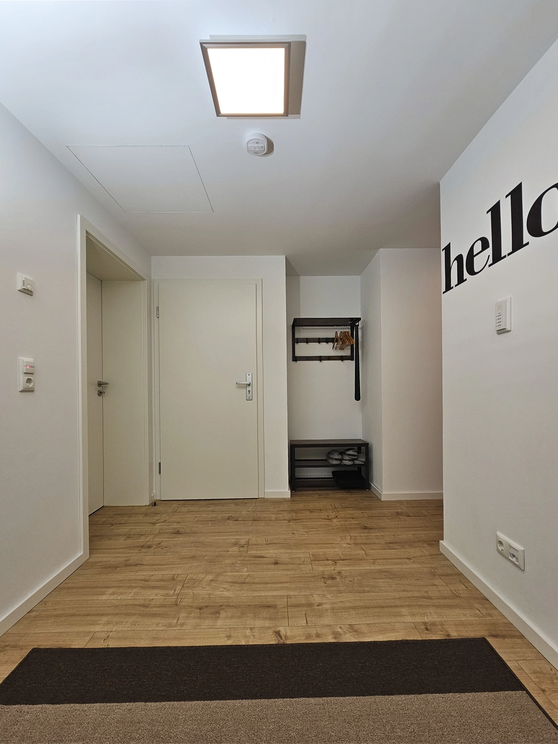 Phuong Loan Nguyen – Ferienwohnung vermietung – Bodenbelag
