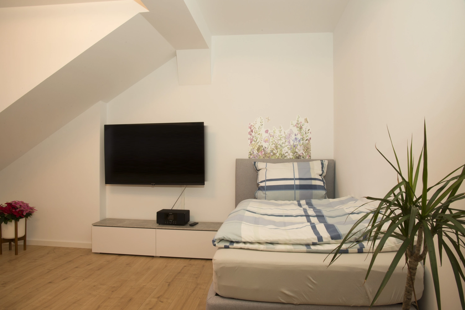 Phuong Loan Nguyen – Ferienwohnung vermietung – Wohnzimmer