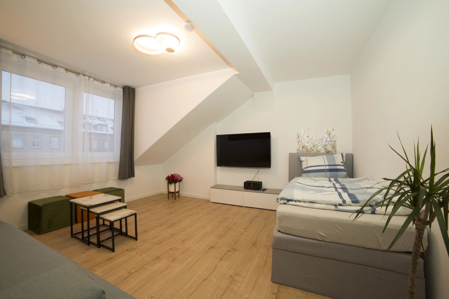Phuong Loan Nguyen – Ferienwohnung vermietung – Schlafzimmer