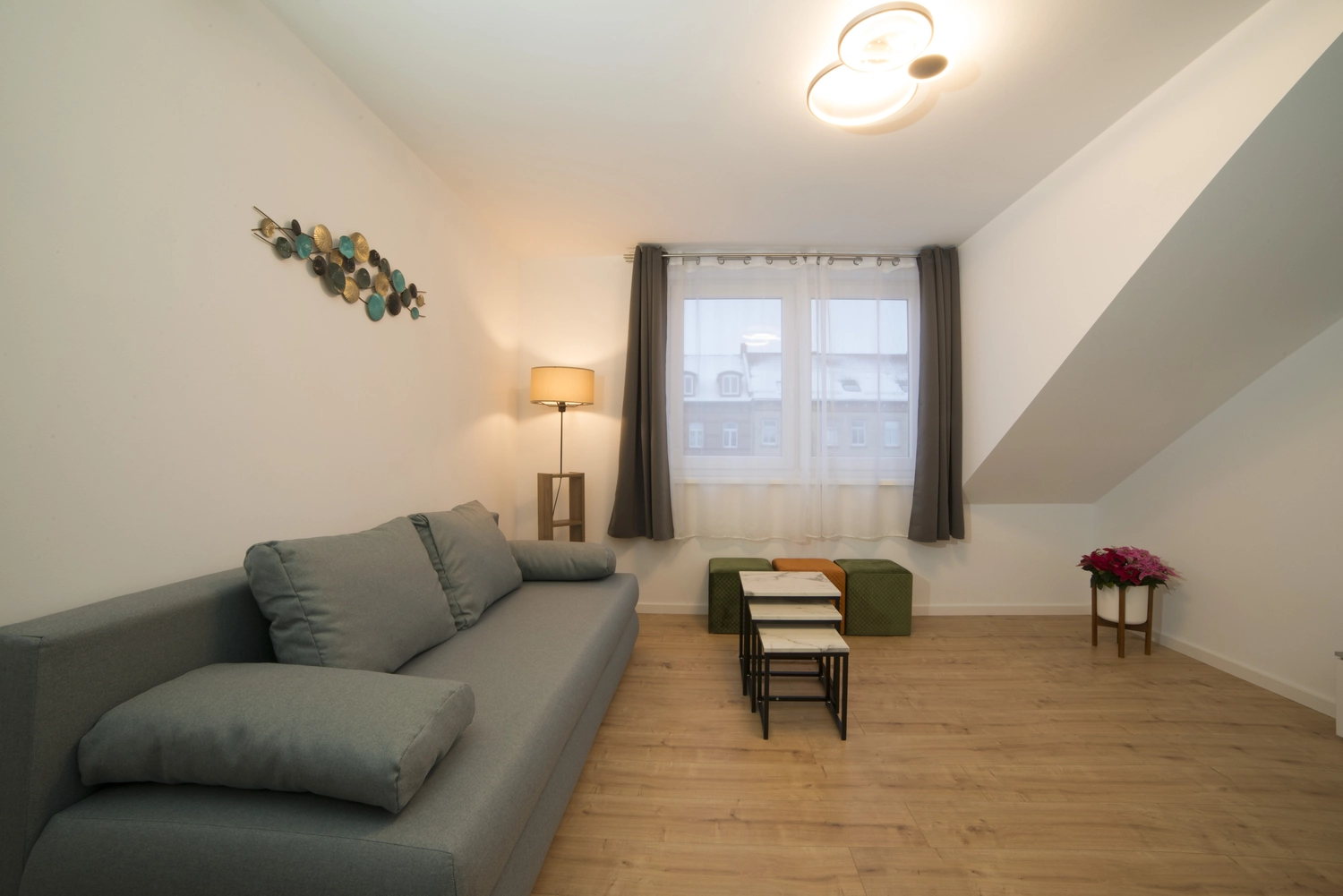 Phuong Loan Nguyen – Ferienwohnung vermietung – Wohnzimmer